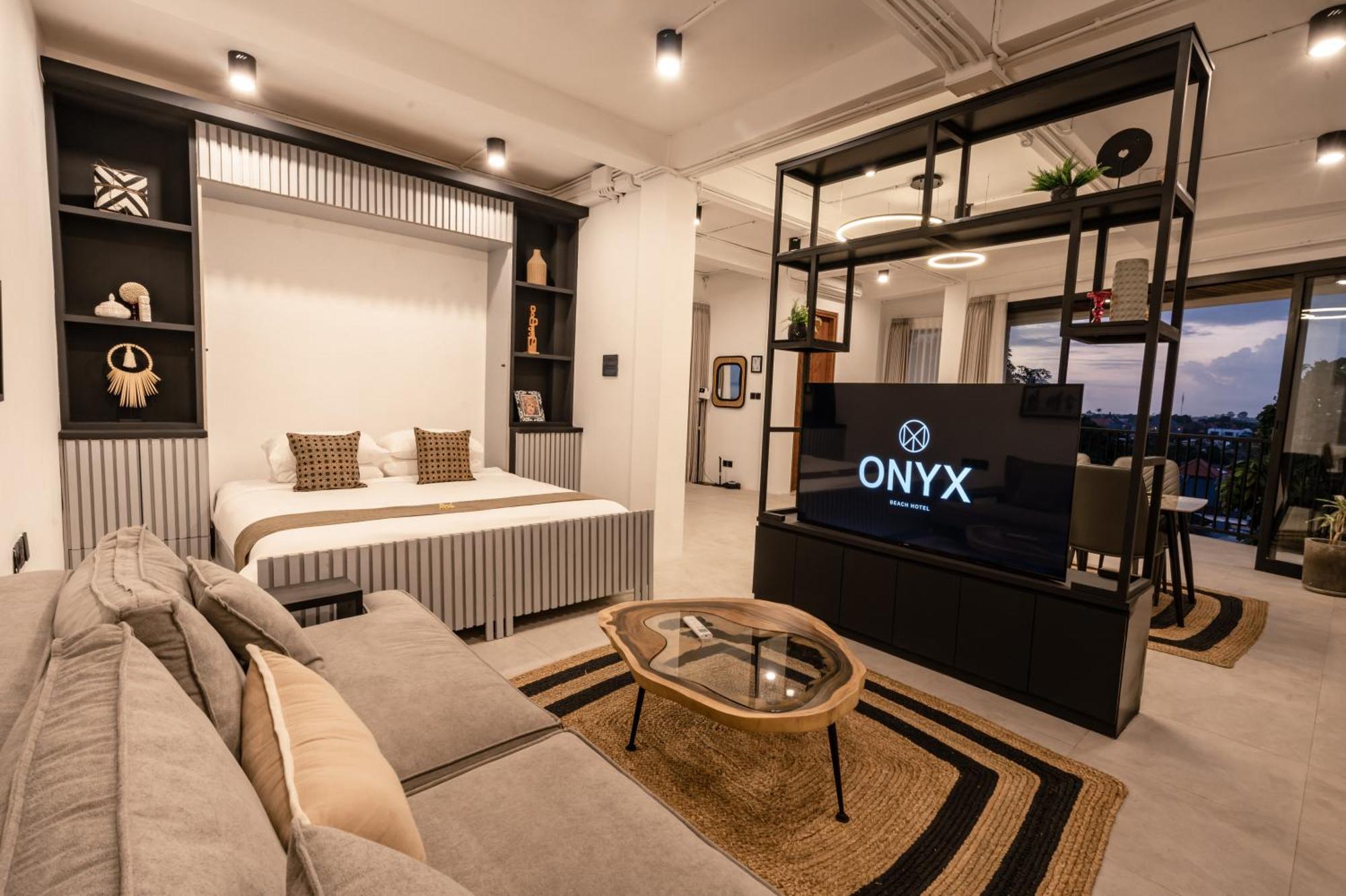 Onyx Beach Hotel Canggu Dış mekan fotoğraf