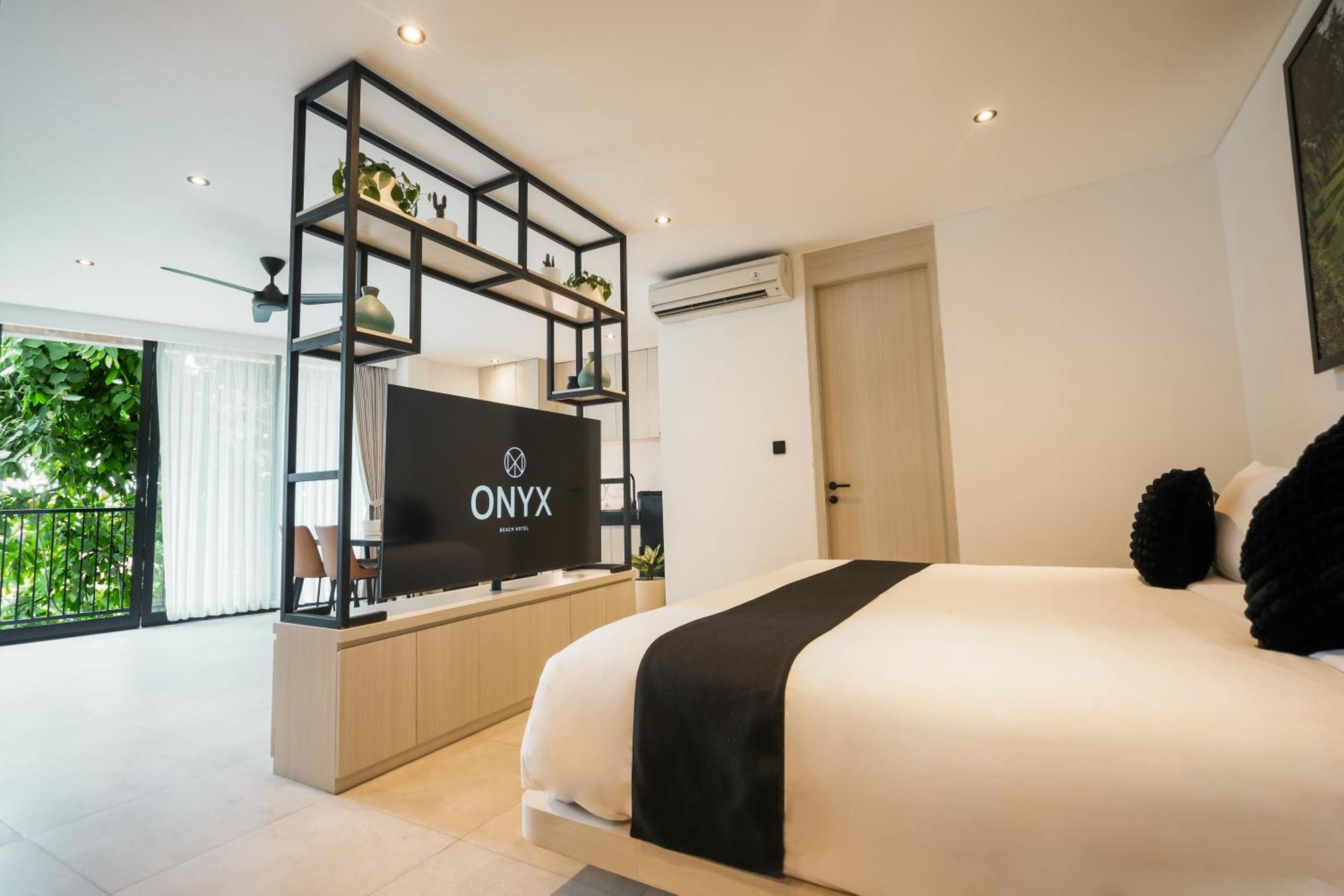 Onyx Beach Hotel Canggu Dış mekan fotoğraf