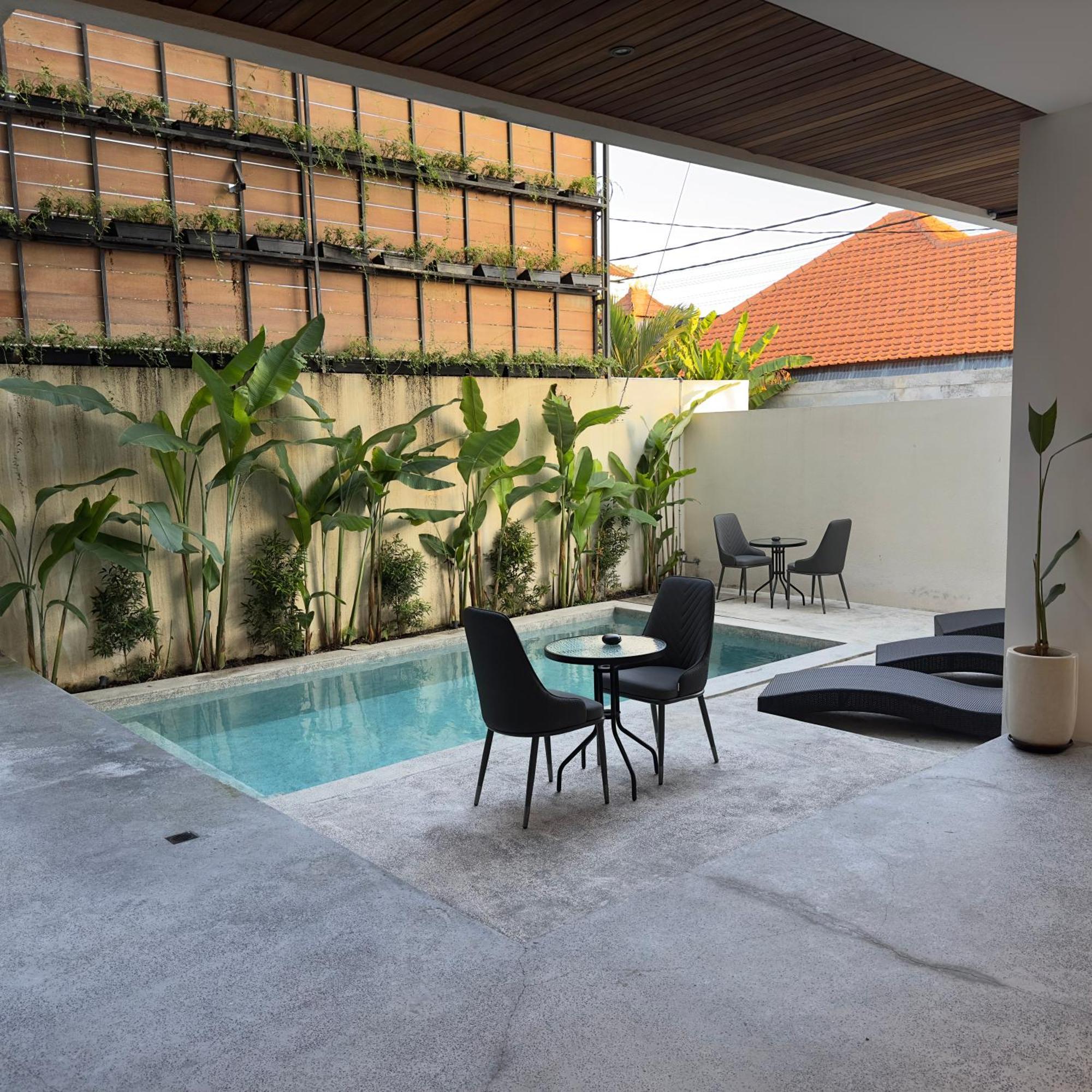 Onyx Beach Hotel Canggu Dış mekan fotoğraf