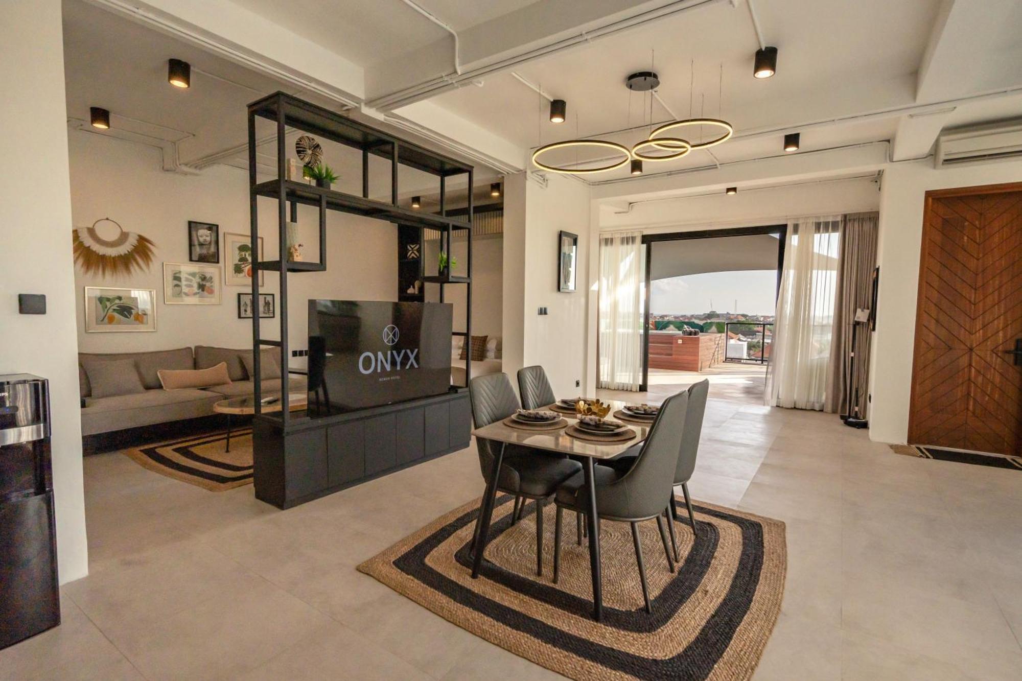 Onyx Beach Hotel Canggu Dış mekan fotoğraf